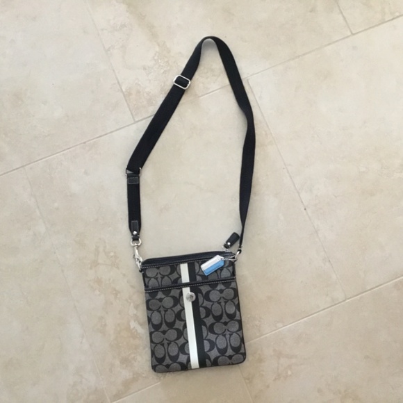 Coach crossbody bag - Picture 3 of 8